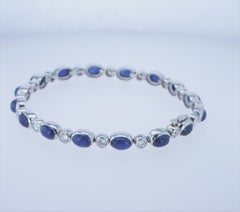 Platinum Sapphire Cabochon Bracelet