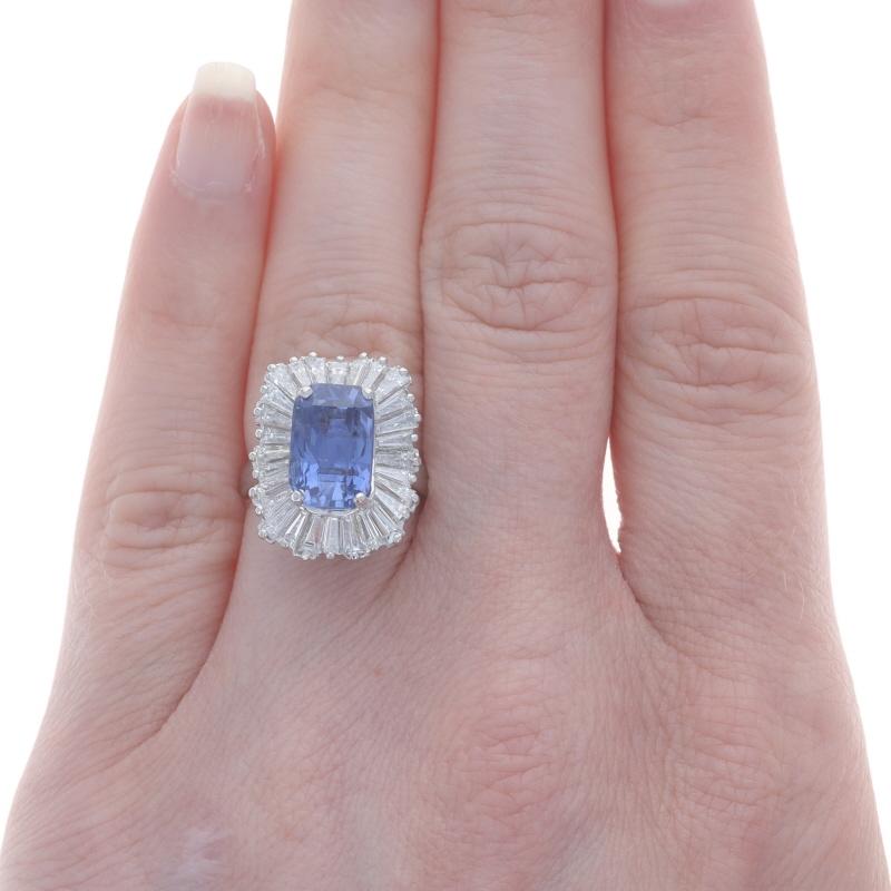 Platin Saphir & Diamant Ballerina Halo Ring / Anhänger Rechteckiger Step 7,78ctw GIA im Zustand „Hervorragend“ in Greensboro, NC