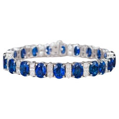 Bracciale Tennis in platino con zaffiri e diamanti, 29 carati di zaffiri blu