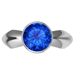 Bague sculpture en platine avec saphir bleu de 1,4 carat