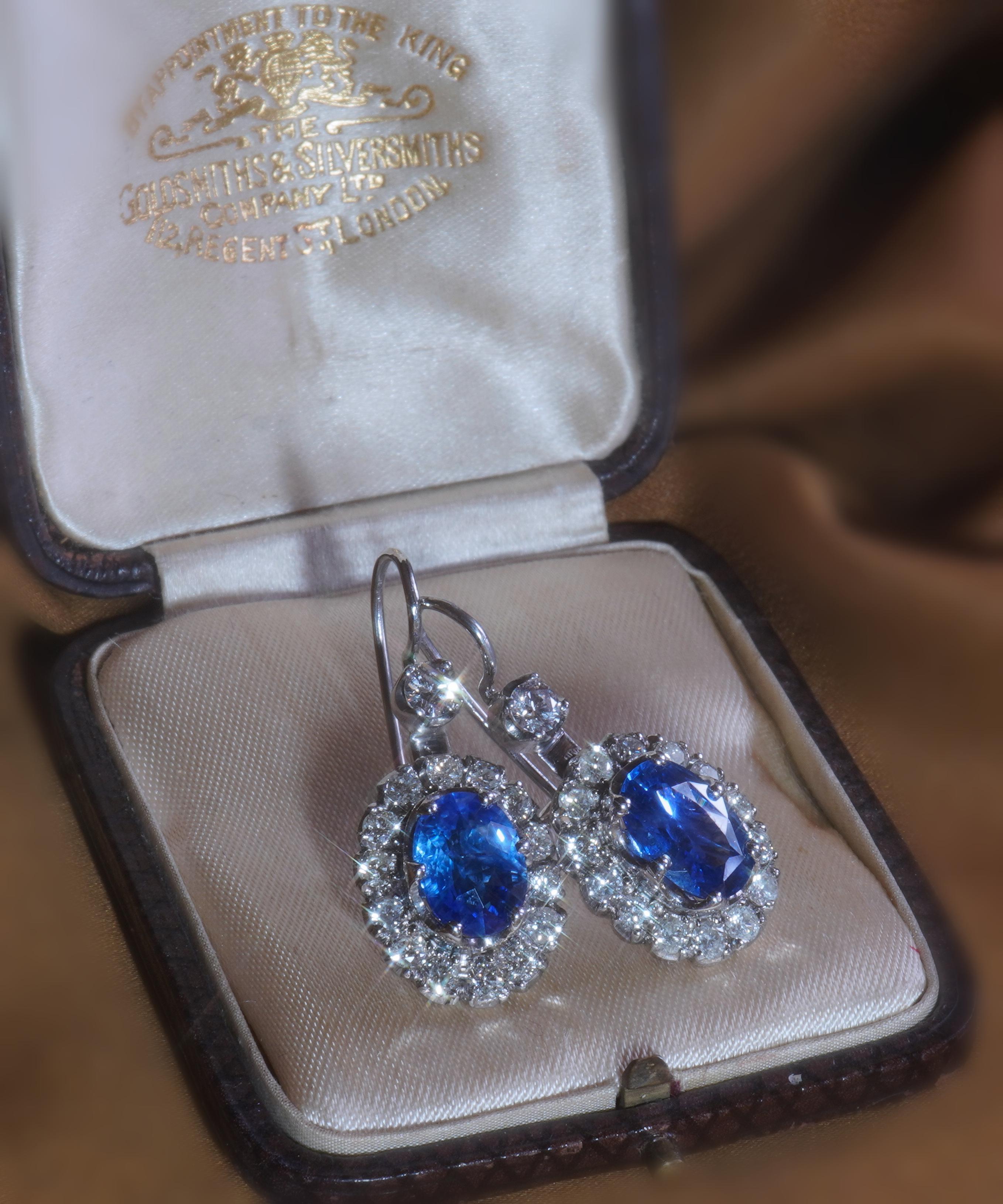 Platinum Sapphire Unheated Diamond GIA Vintage Earrings Sri Lanka Fine 9.12 CTS! For Sale 5
