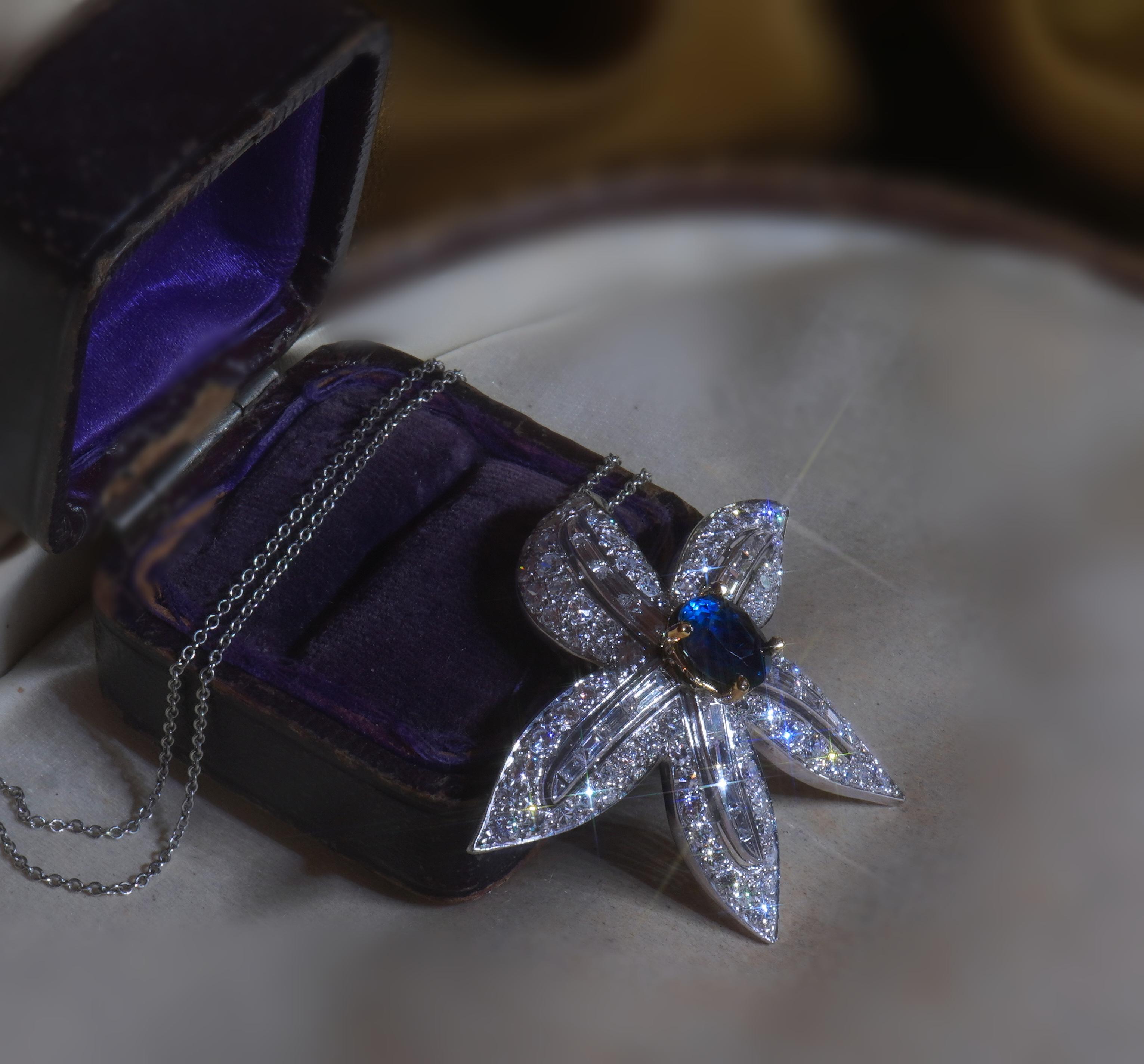 Colgante Platino Zafiro Diamante No Calentado Vintage GIA 18K VS Antiguo 7.53 Cts en venta 3