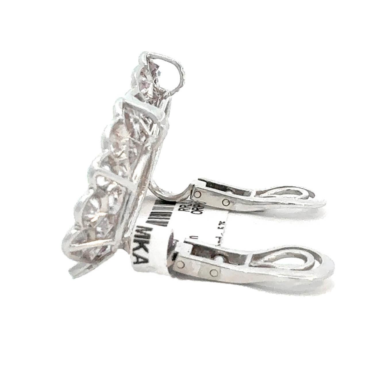 Boucles d'oreilles coquillage en platine 5.75 carats Pink Diamond et 7 diamants blancs, clip on Neuf - En vente à Beverly Hills, CA