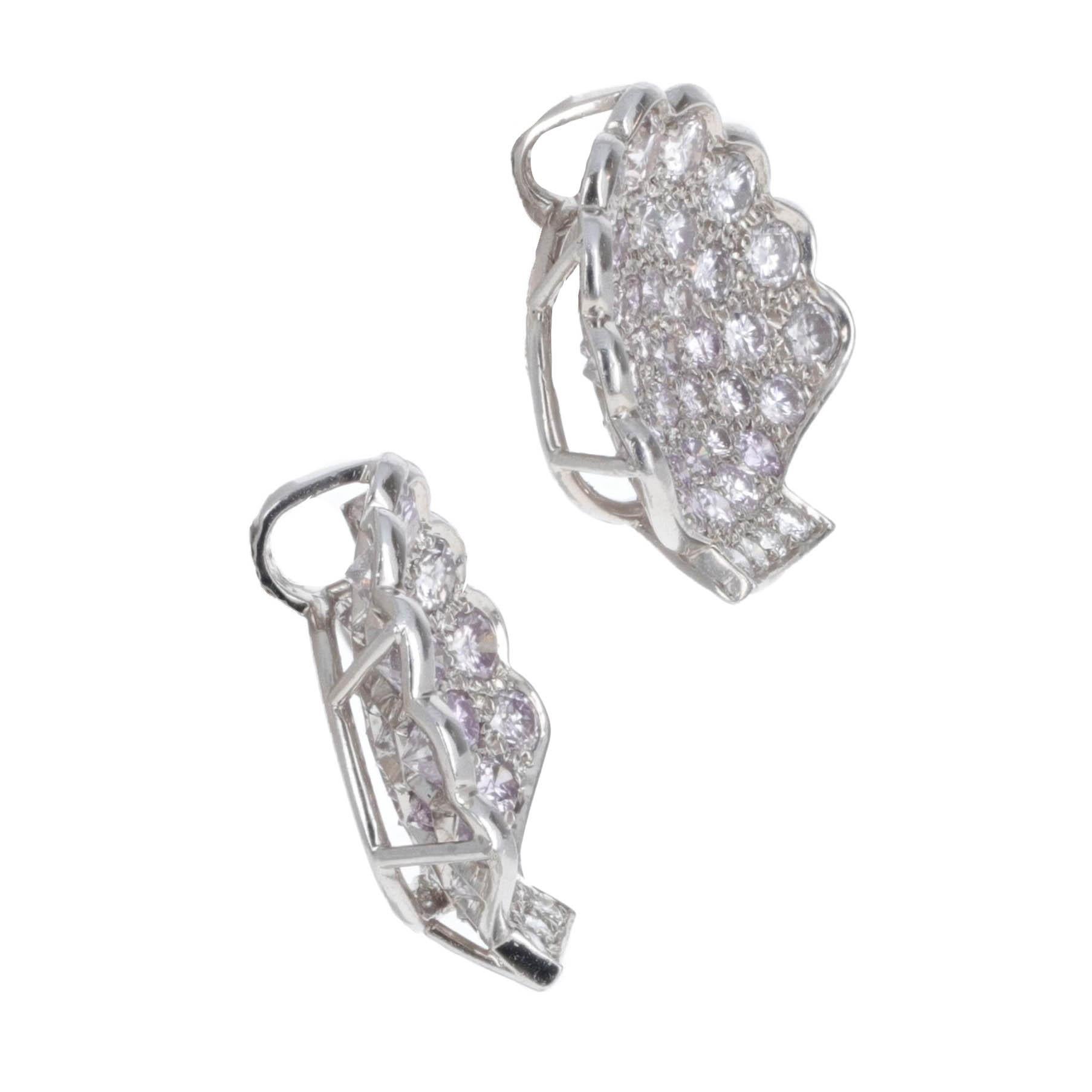 Boucles d'oreilles coquillage en platine 5.75 carats Pink Diamond et 7 diamants blancs, clip on Pour femmes en vente