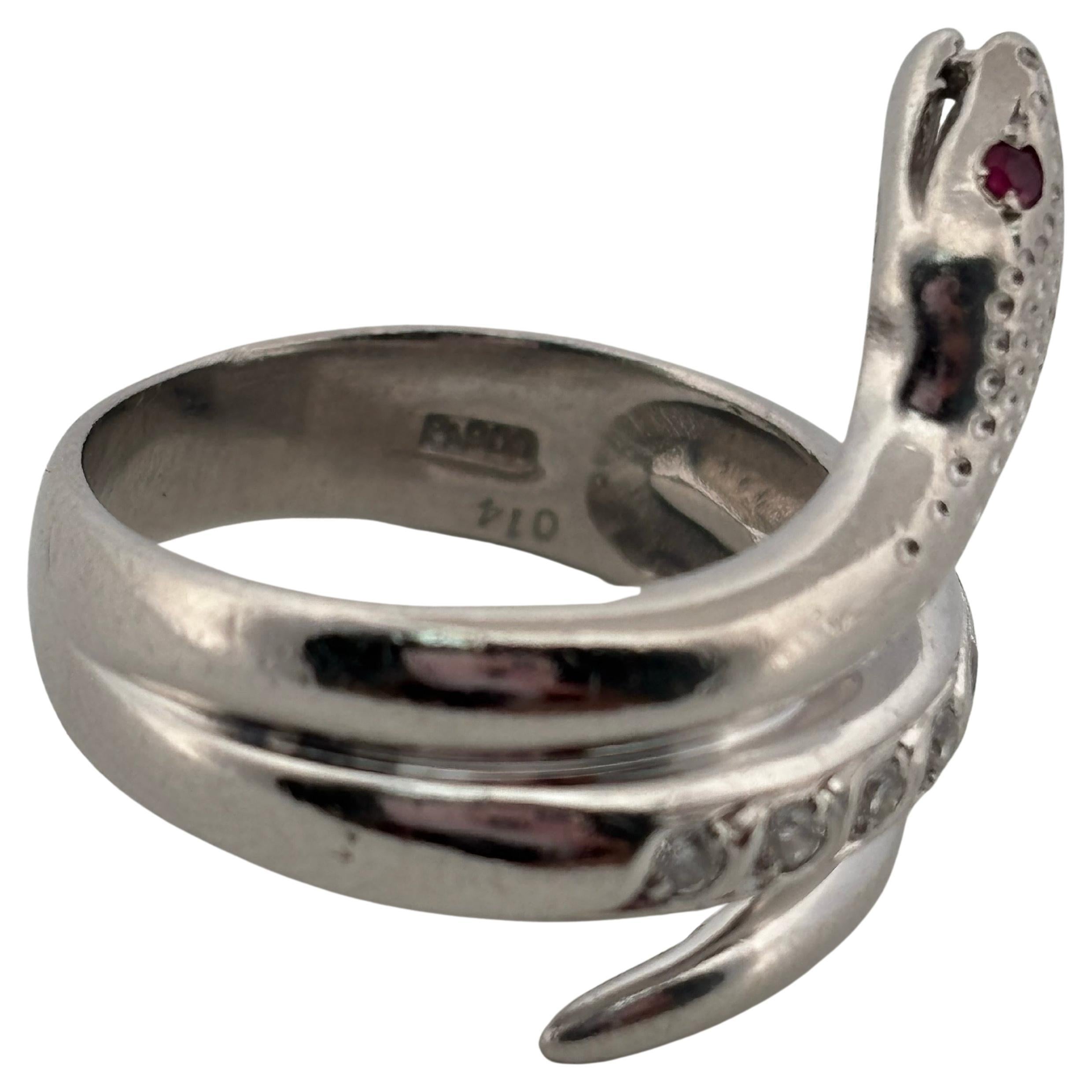 Bague serpent en platine 0,12 ct de diamant et 0,02 ct de rubis en vente 2