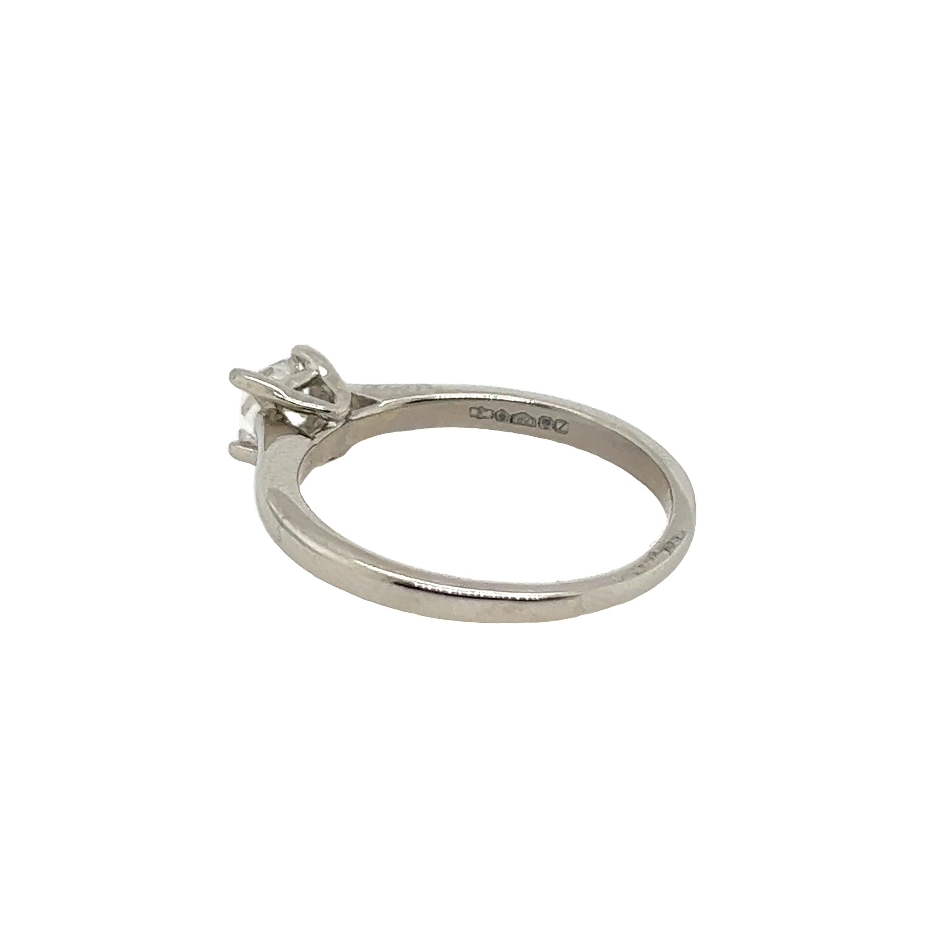 Round Cut Platinum Solitaire Diamond Ring Set With 0.36ct E/VS1 Princess Cut Diamond