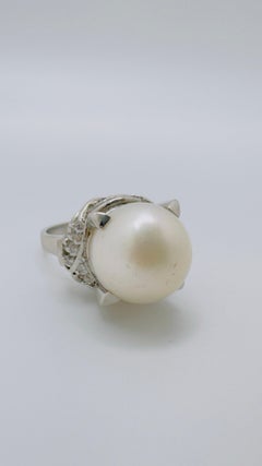 Platinum South Sea Pearl Ring with 0.18ct Diamond Accents, 1980s