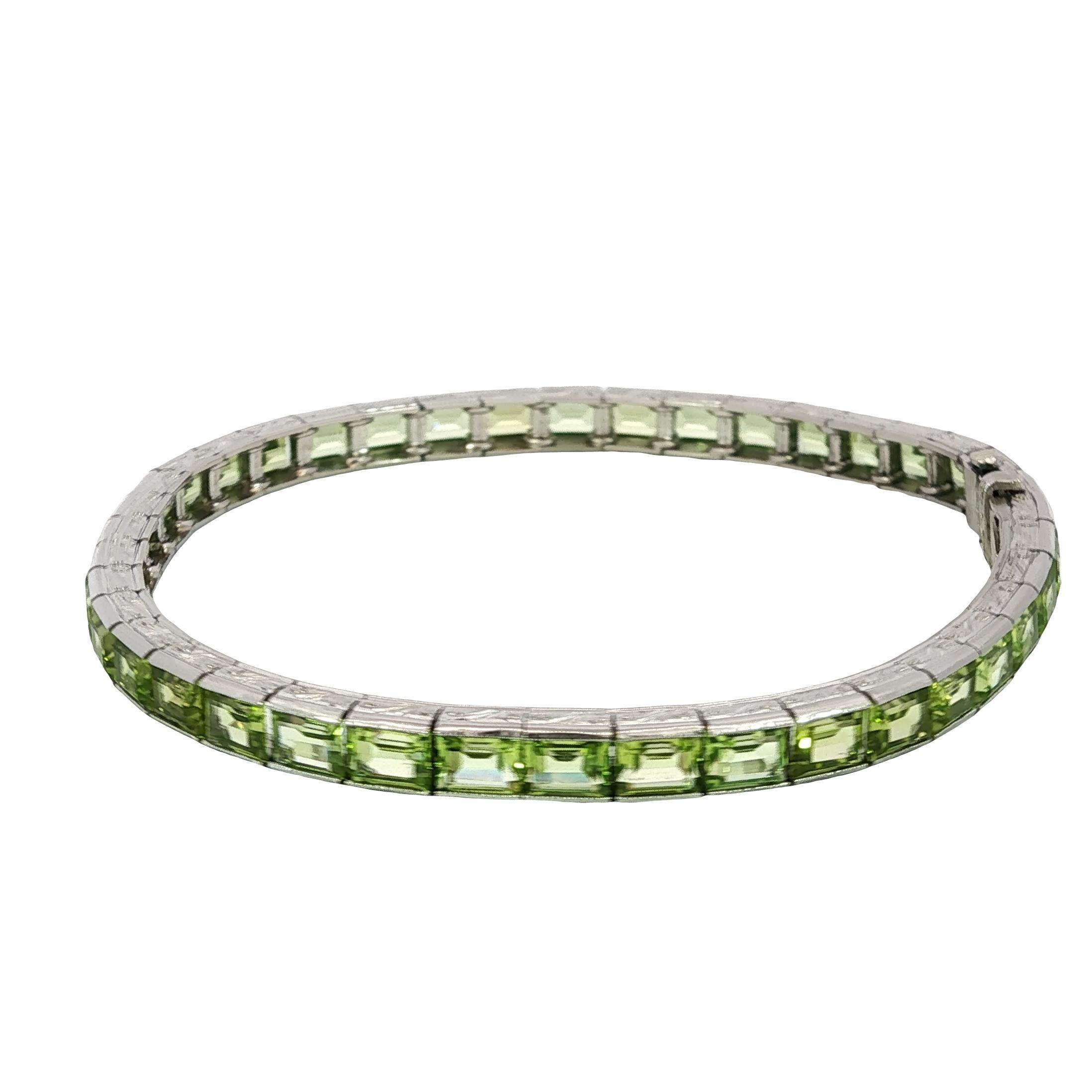 Pulsera Línea Recta Platino Peridoto Estilo Art Decó ~17.5ctw Peridoto en venta 7