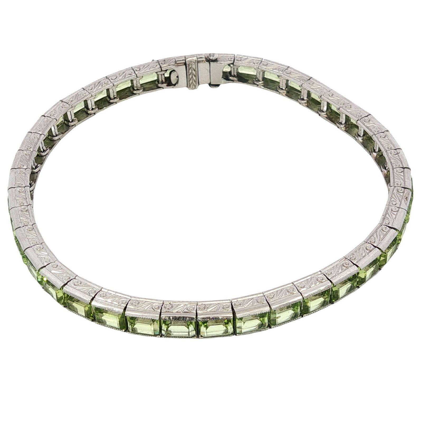 Pulsera Línea Recta Platino Peridoto Estilo Art Decó ~17.5ctw Peridoto en venta 3