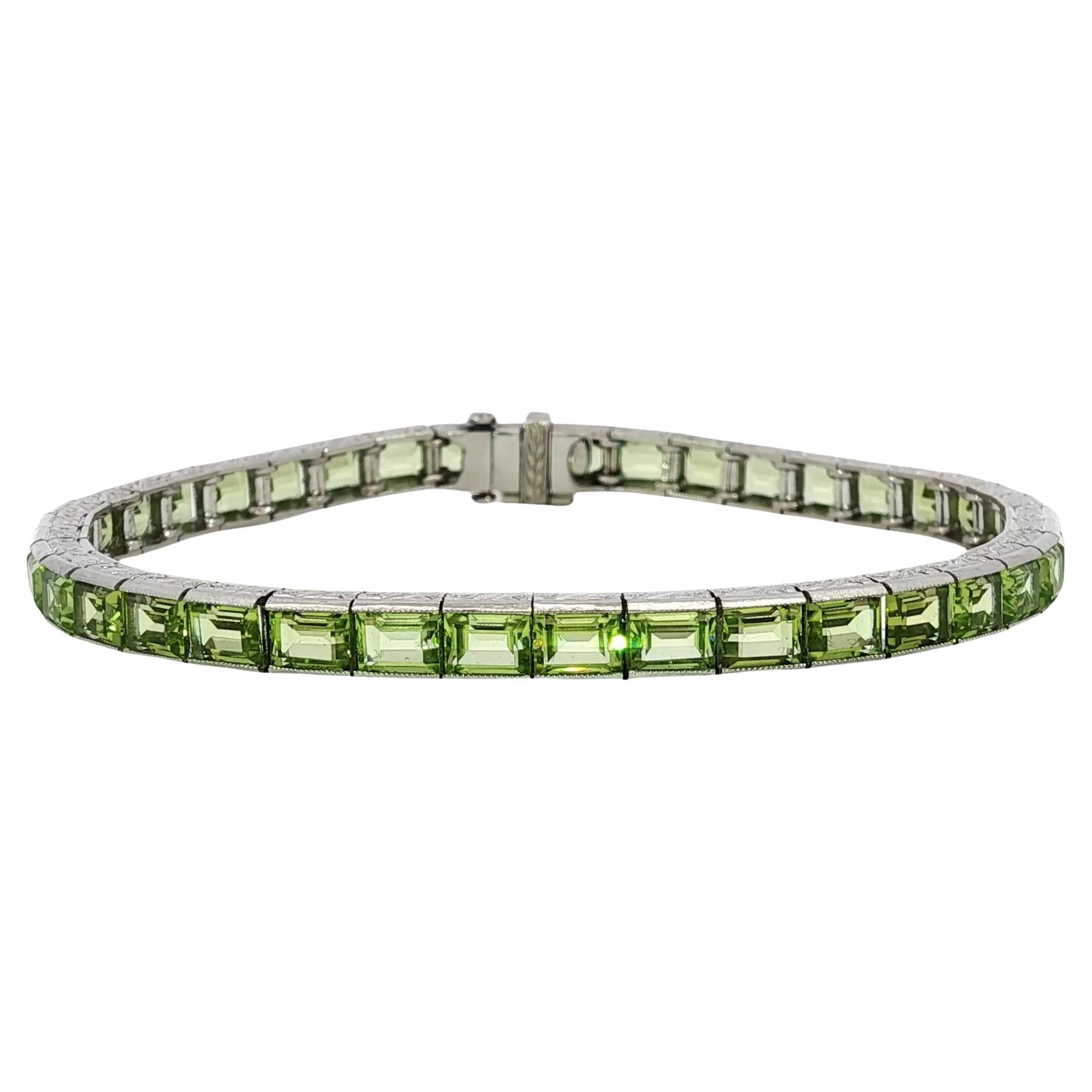 Pulsera Línea Recta Platino Peridoto Estilo Art Decó ~17.5ctw Peridoto