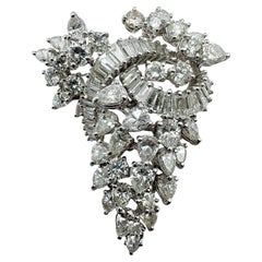 Platinum Stylized Grape Bunch Diamond Brooch