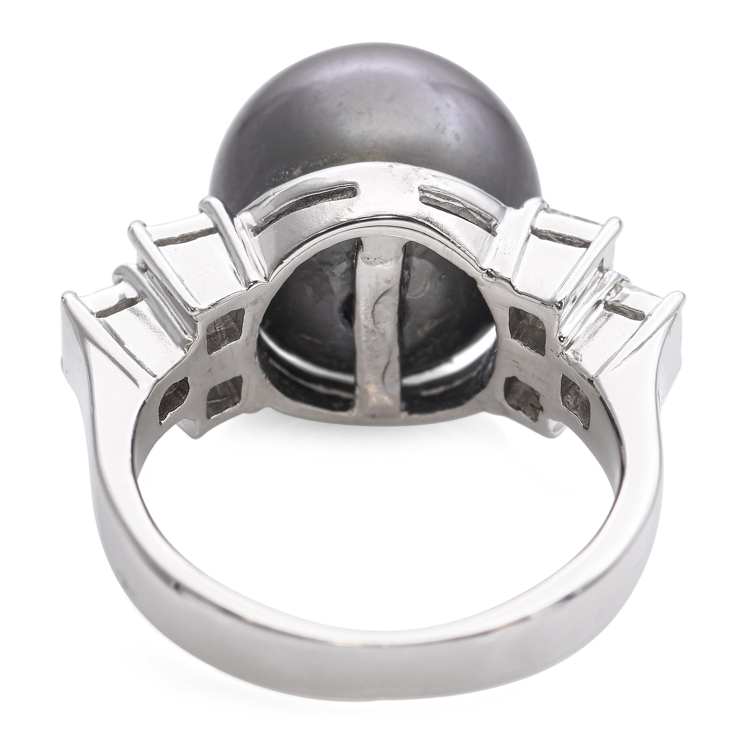 Anello in platino con perla di Tahiti e diamante da 1,01tcw In condizioni ottime in vendita a New York, NY