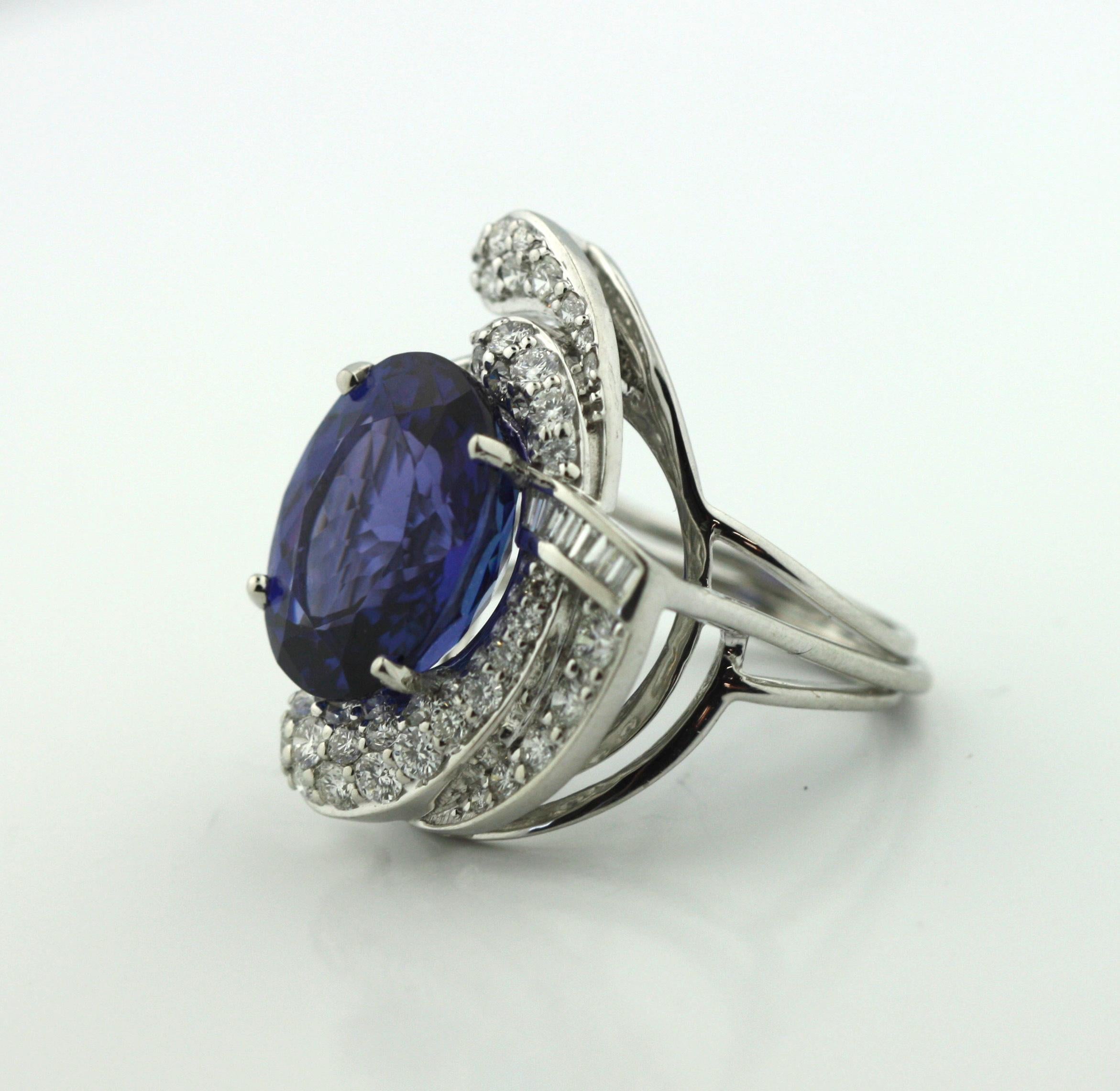 Platin Tansanit und Diamant-Ring im Zustand „Hervorragend“ in Palm Beach, FL
