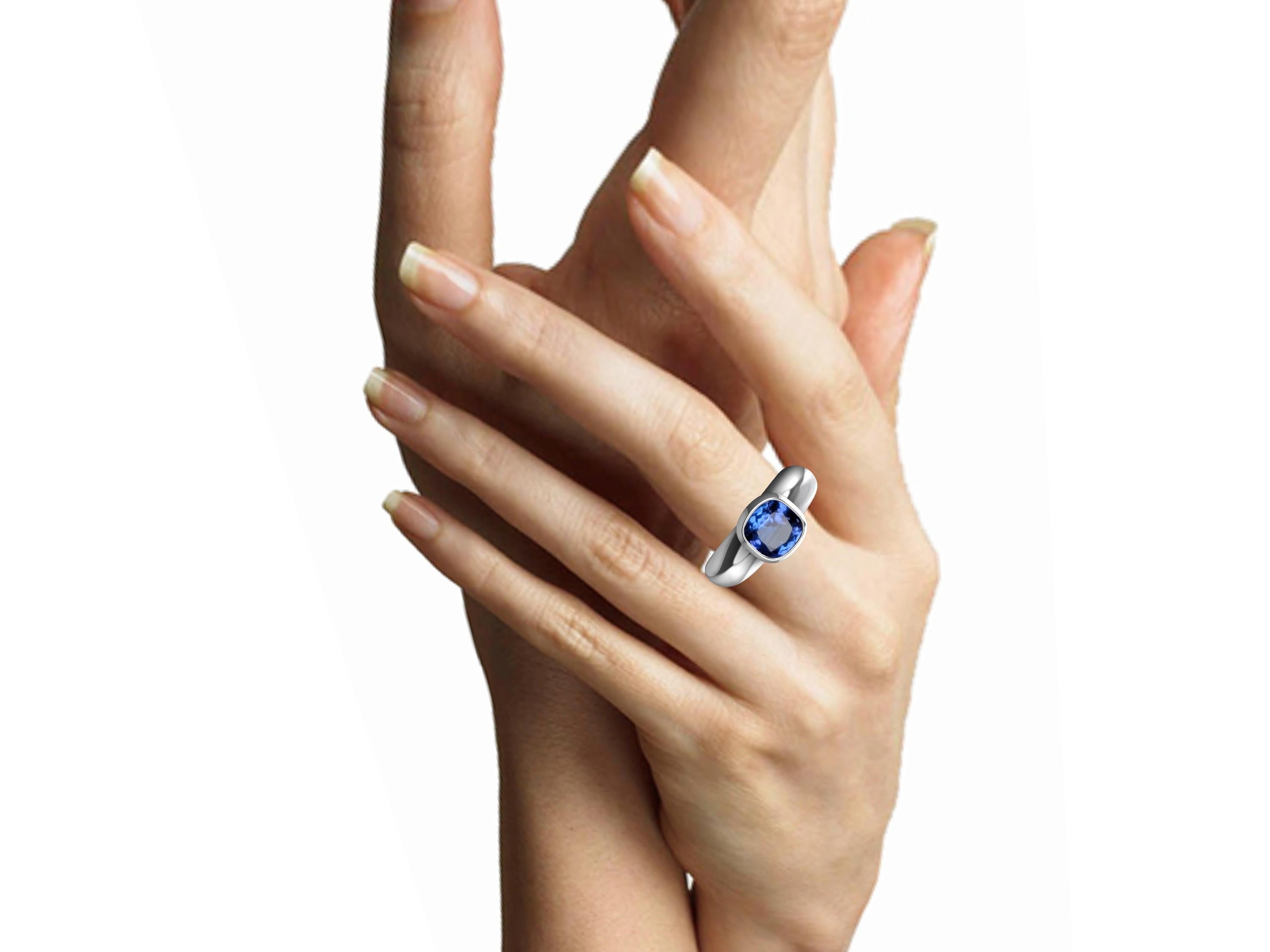 Cushion Cut Platinum Tanzanite Sculpture Ring For Sale