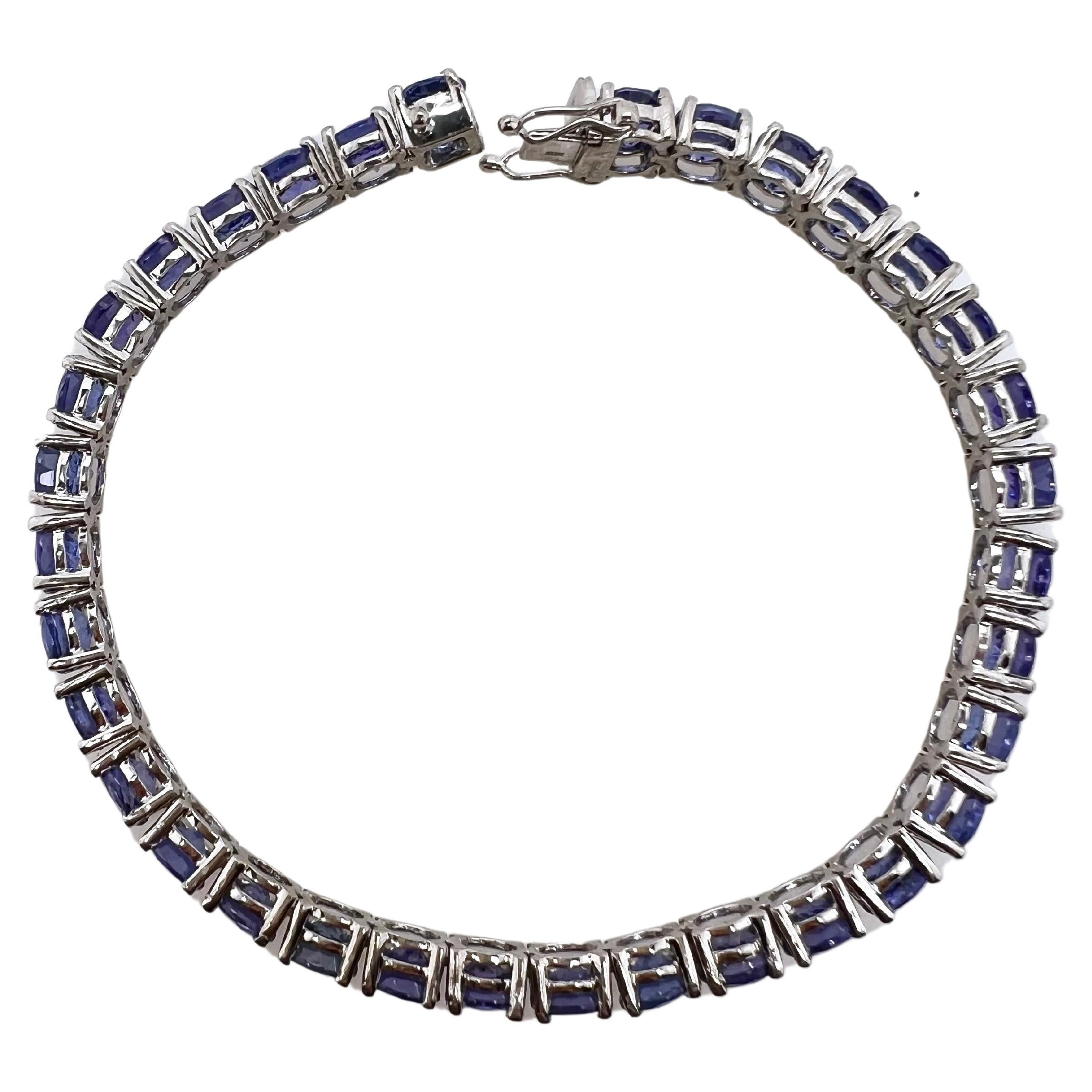 Platinum Tanzanite Tennis Bracelet In New Condition In Carrollton, TX