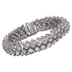 Bracelet tennis en platine 30 carats Diamants carrés et brillants, Domaine Sultan Oman  