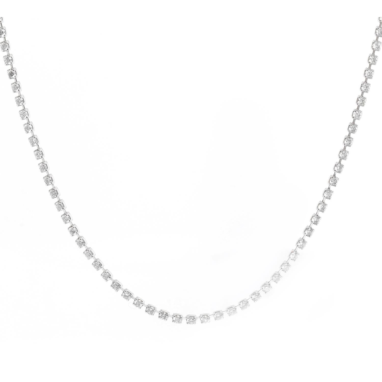 Platinum Tennis Necklace 5.33 carats For Sale 1