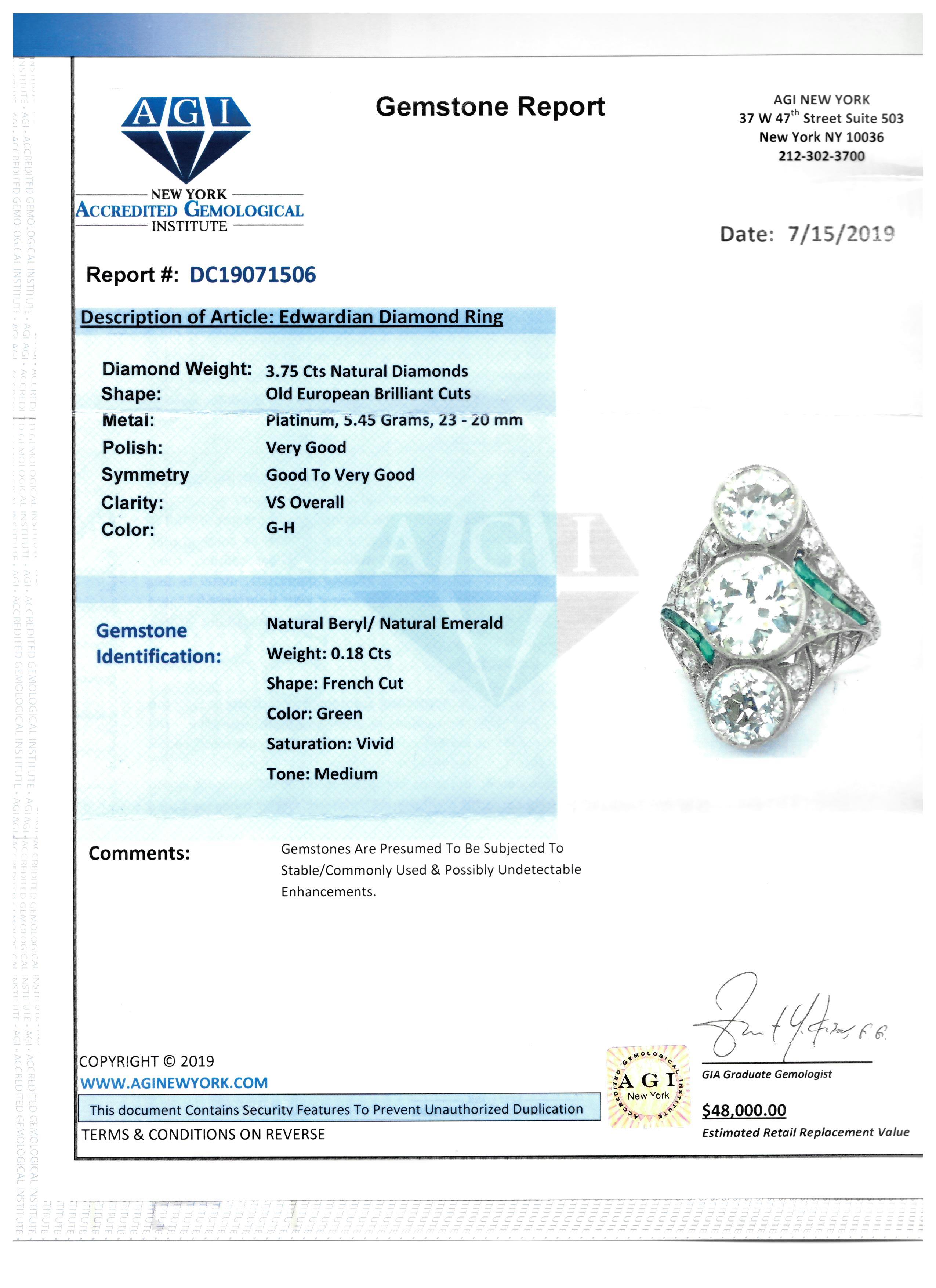 Anello di platino con tre diamanti In condizioni buone in vendita a New York, NY