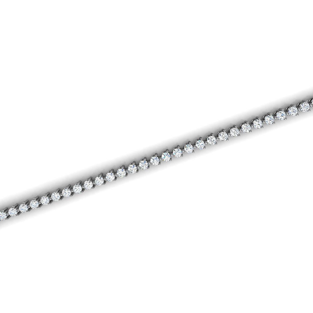 Taille ronde Bracelet tennis en platine à trois griffes avec diamants de 2 carats en vente