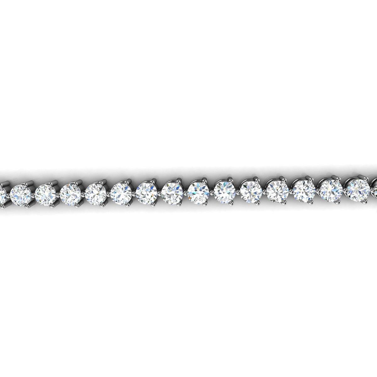 Bracelet tennis en platine à trois griffes avec diamants de 7 carats Neuf - En vente à San Francisco, CA