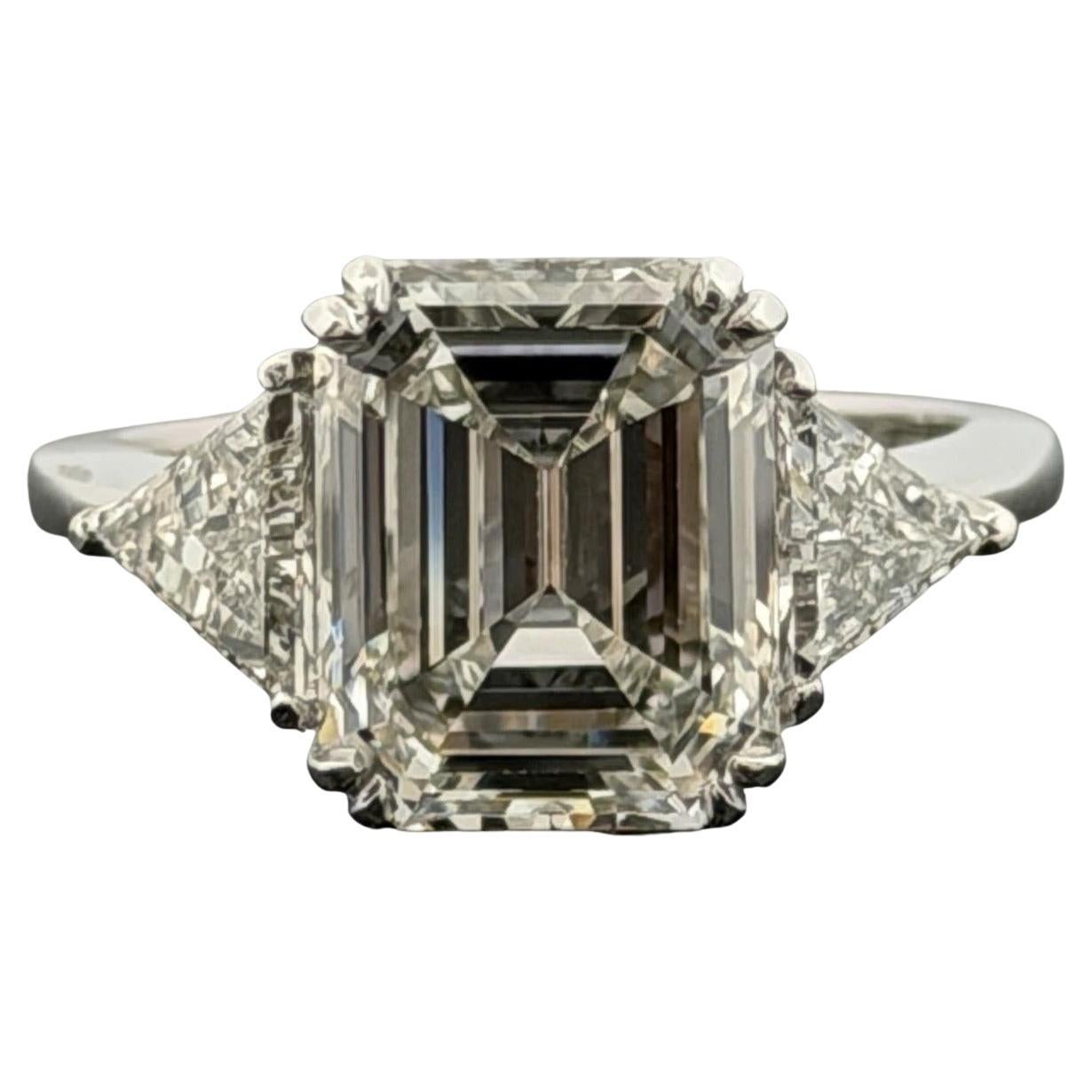 Anillo de platino de tres piedras 4,10 ct Diamante natural talla esmeralda GIA con trillones
