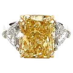 Platinum Three-Stone Ring 9.35ct Radiant & Sheild Shape Diamonds Size 6.5 GIA