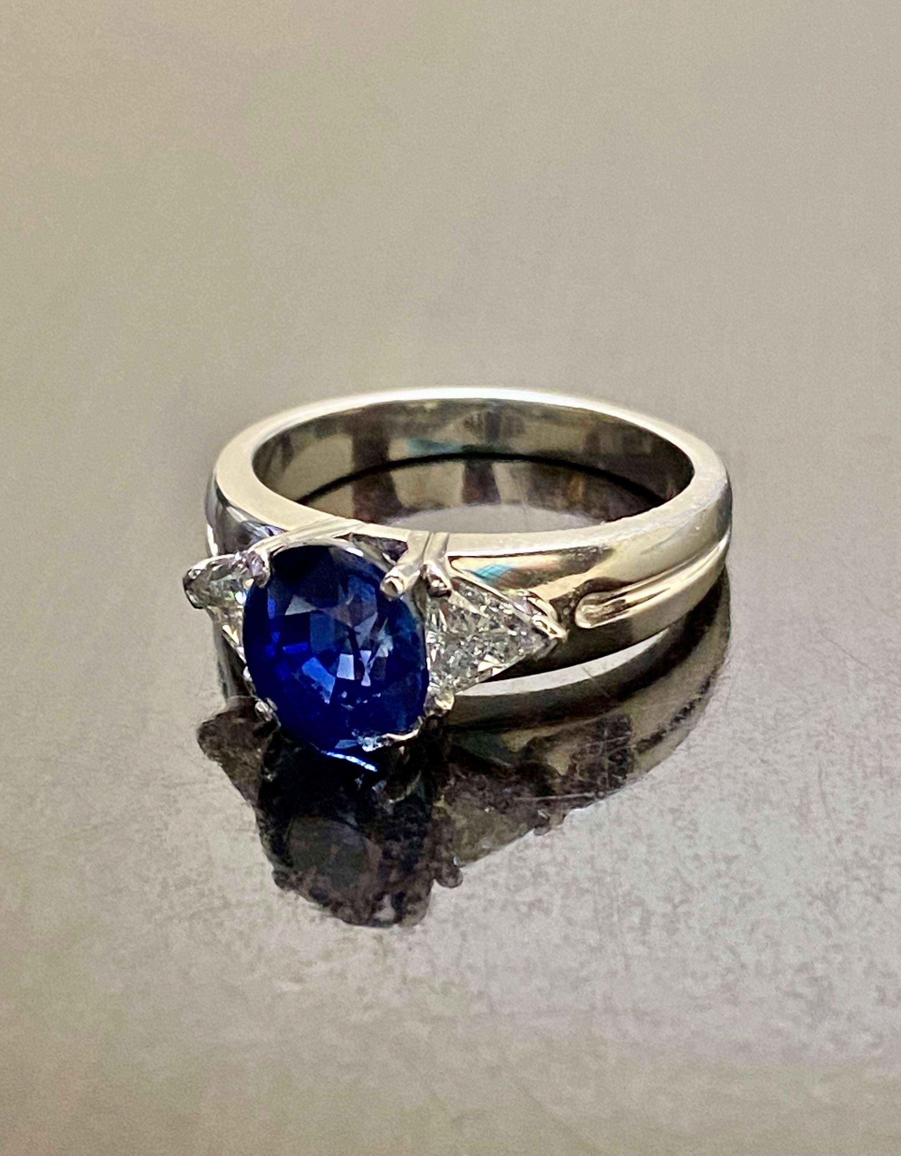 Platinum Three Stone Trillion Diamond 4.10 Carat Blue Sapphire Engagement Ring For Sale 4