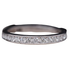 Anillo de eternidad de diamantes en platino Tiffany & Co.