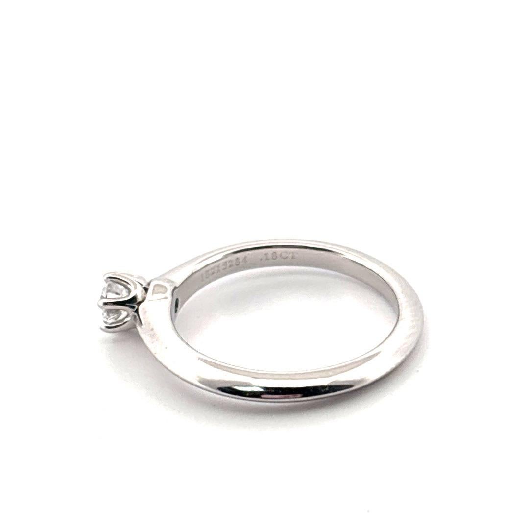 Platin Tiffany & Co. 0,18 Karat H VVS1 Diamant Verlobungsring im Angebot 3