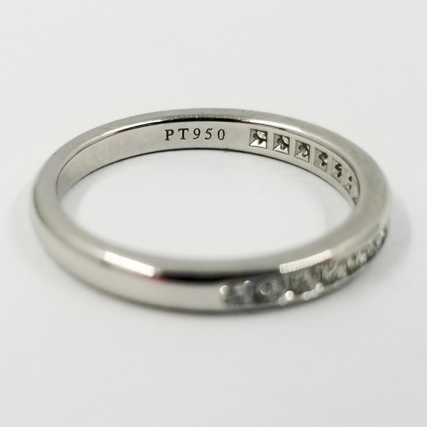 Taille ronde Platine Tiffany & Co. Bague à anneau en diamant rond serti en bande en vente