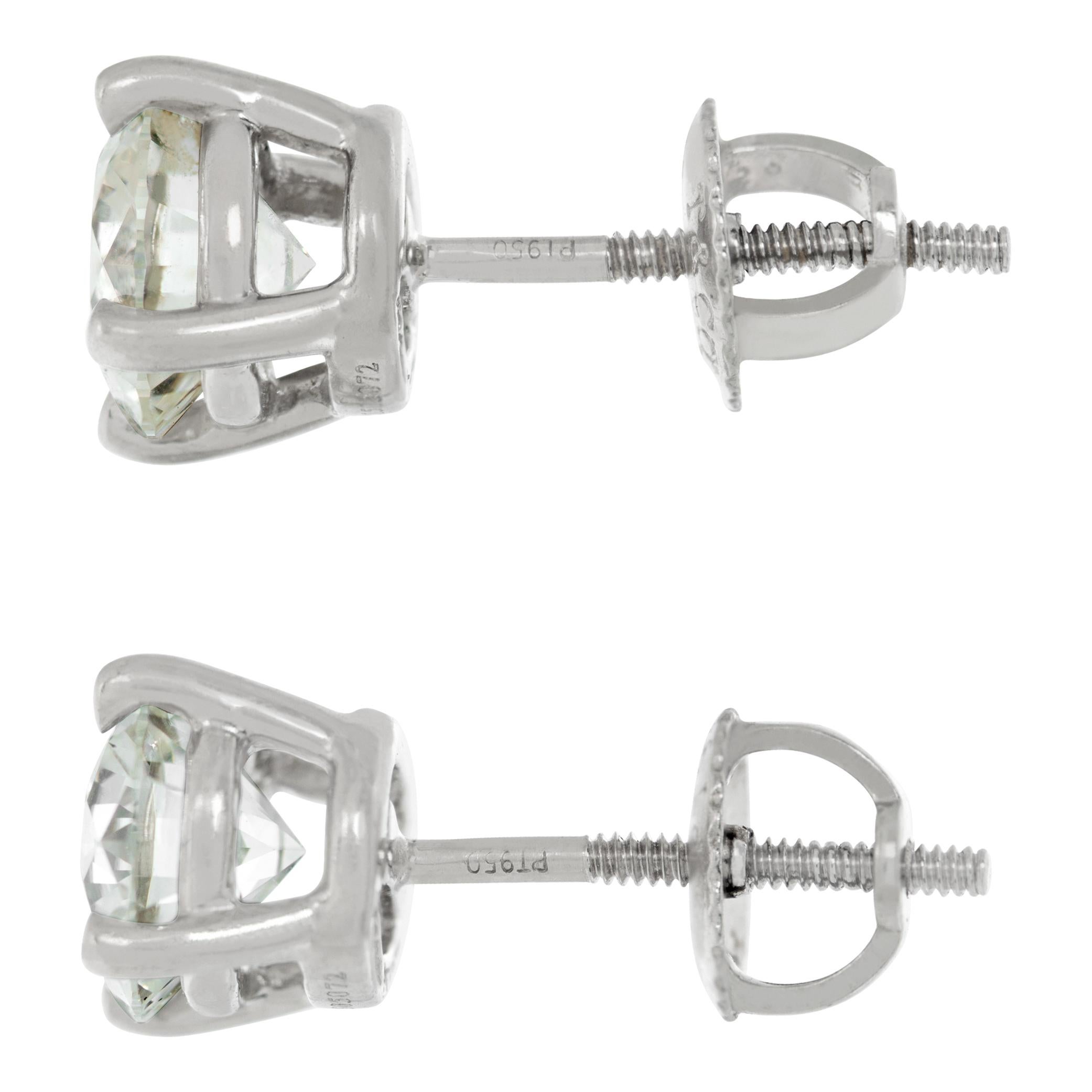 Platinum Tiffany & Co. Diamond stud earrings In Excellent Condition For Sale In Surfside, FL