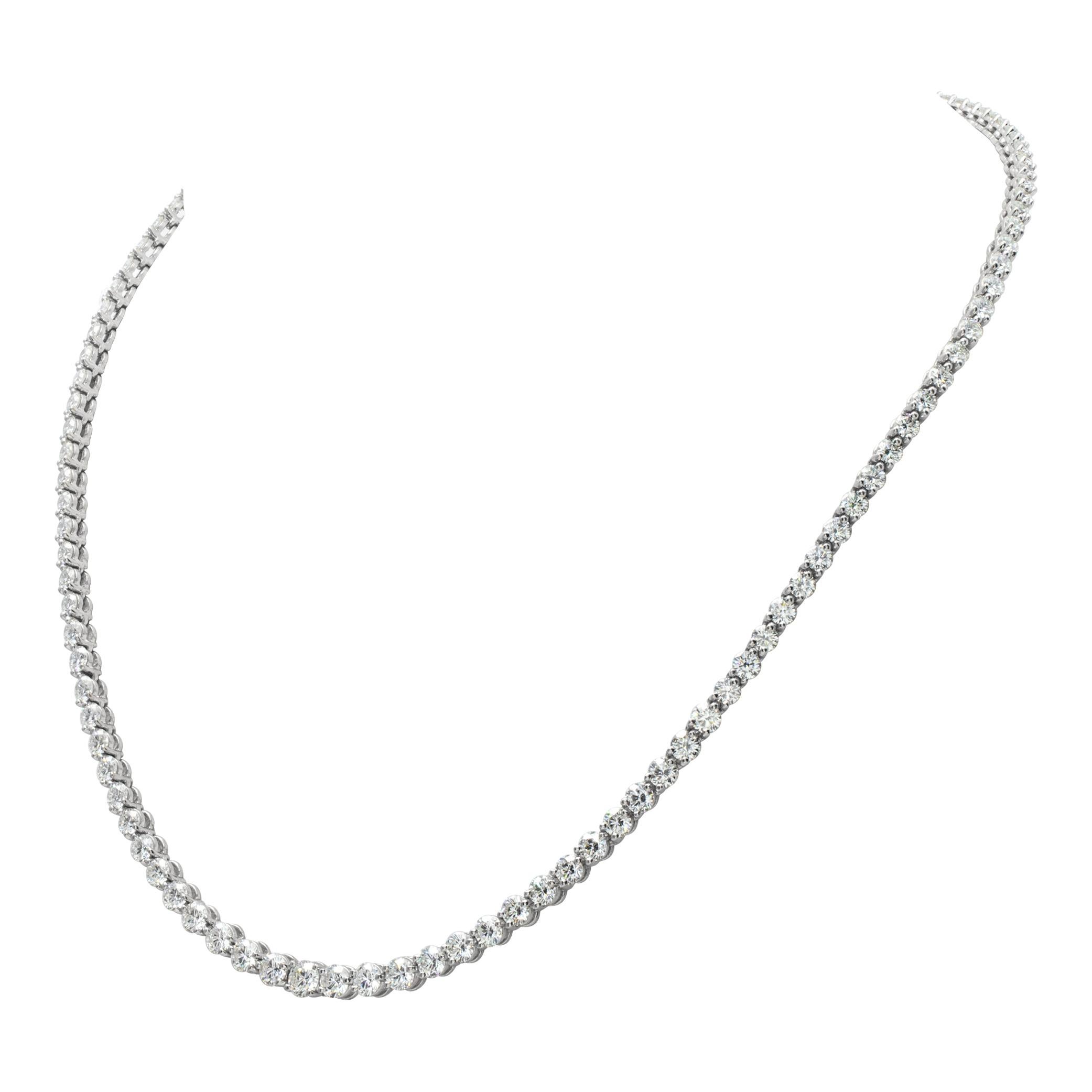 Platinum Tiffany & Co. graduated diamond necklace from the Victoria collection In Excellent Condition In Surfside, FL