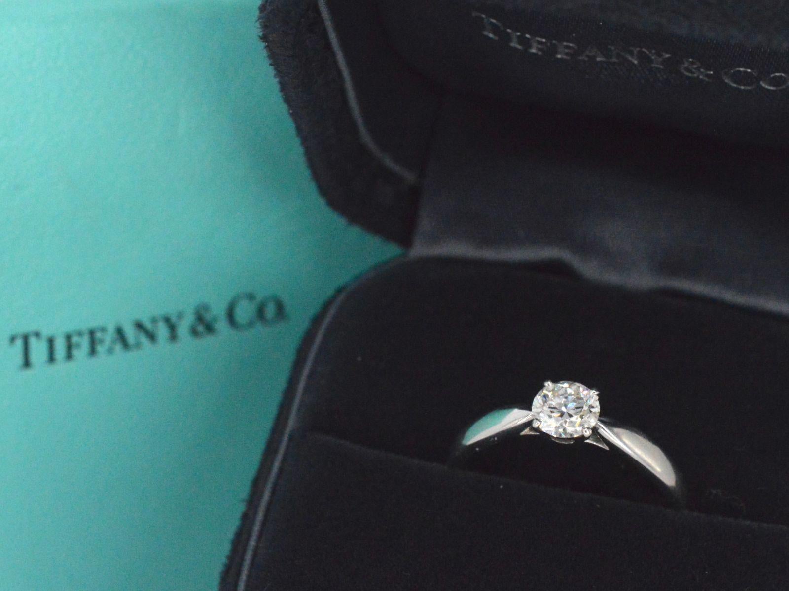 Platinum Tiffany & Co Ring For Sale 1