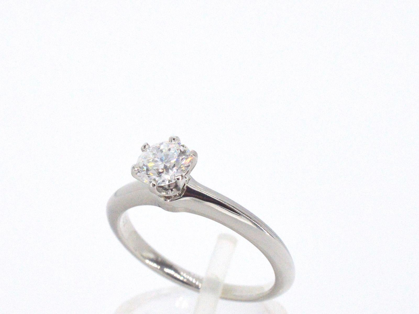 Platinum Tiffany & Co Ring with Diamond 0.71 carat In Excellent Condition In AMSTELVEEN, NH