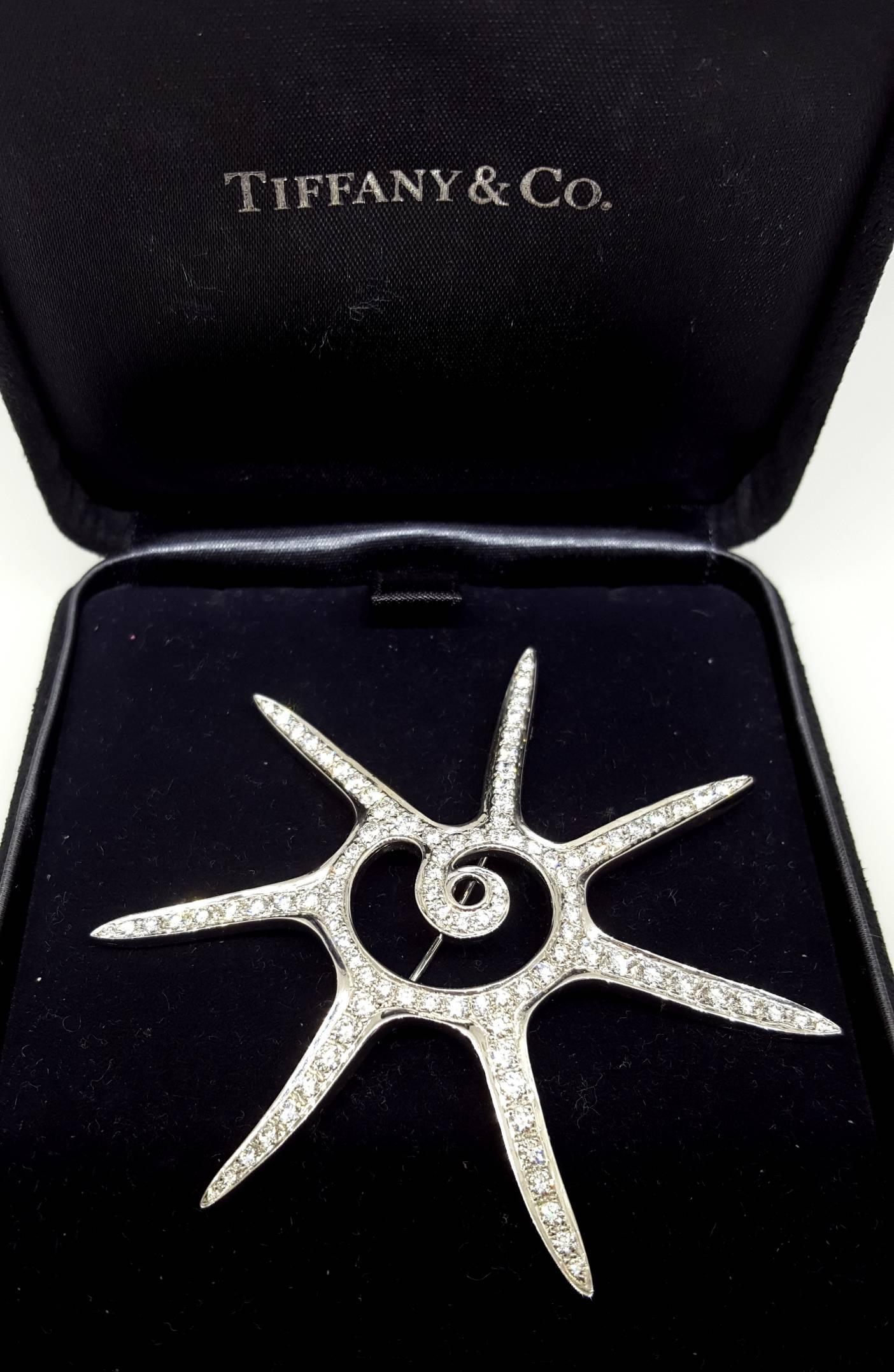 Platinum Tiffany Star Brooch In Excellent Condition For Sale In Lake Forest, IL