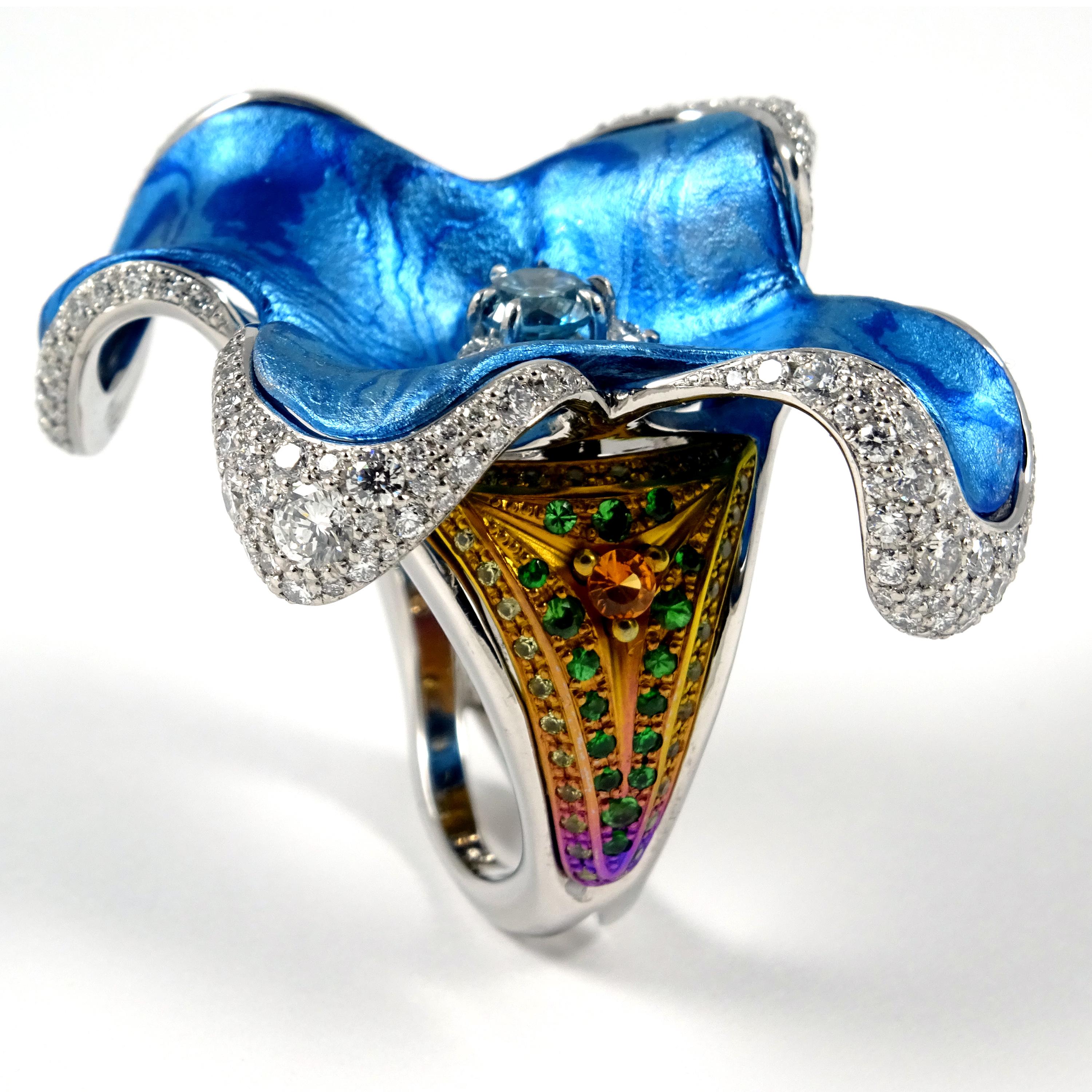 Blue Diamond Diamonds Tsavorites Sapphires Platinum Timascus Titanium Ring  In New Condition For Sale In València, ES