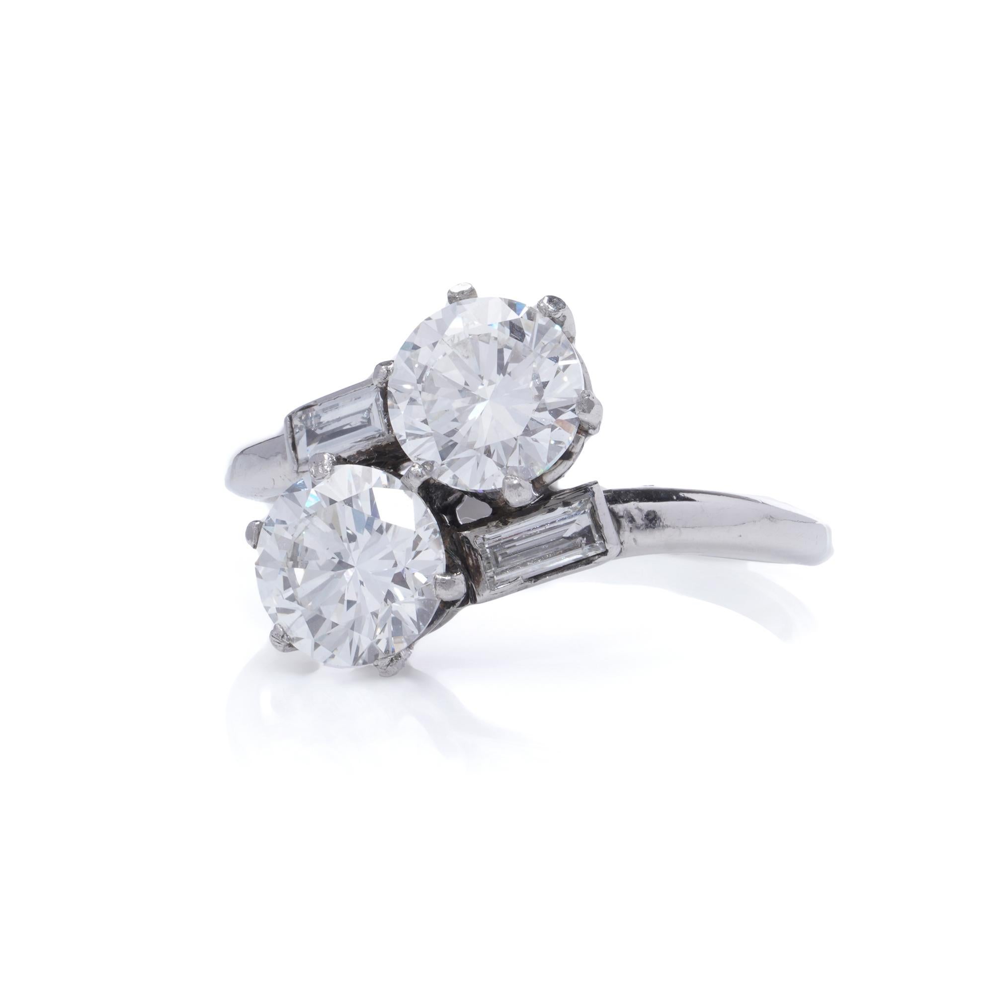 Platine Toi et Moi 2.00 ct. Bague à diamant rond de taille Brilliante Pour femmes en vente