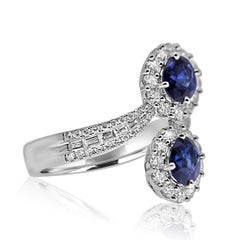Platinum Toi-et-Moi Ring Set with Diamonds and Blue Sapphires Gemstones