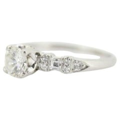 Anello di platino TRAUB Orange Blossom. Set di diamanti solitari The Claw. Platino antico