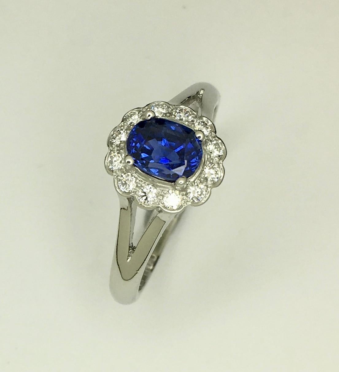 Edwardian Platinum Untreated Ceylon Sapphire Diamond Cluster Ring For Sale