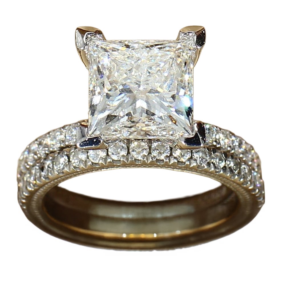 Bague de fiançailles Verragio en platine avec centre en diamant de laboratoire taille princesse de 3ct