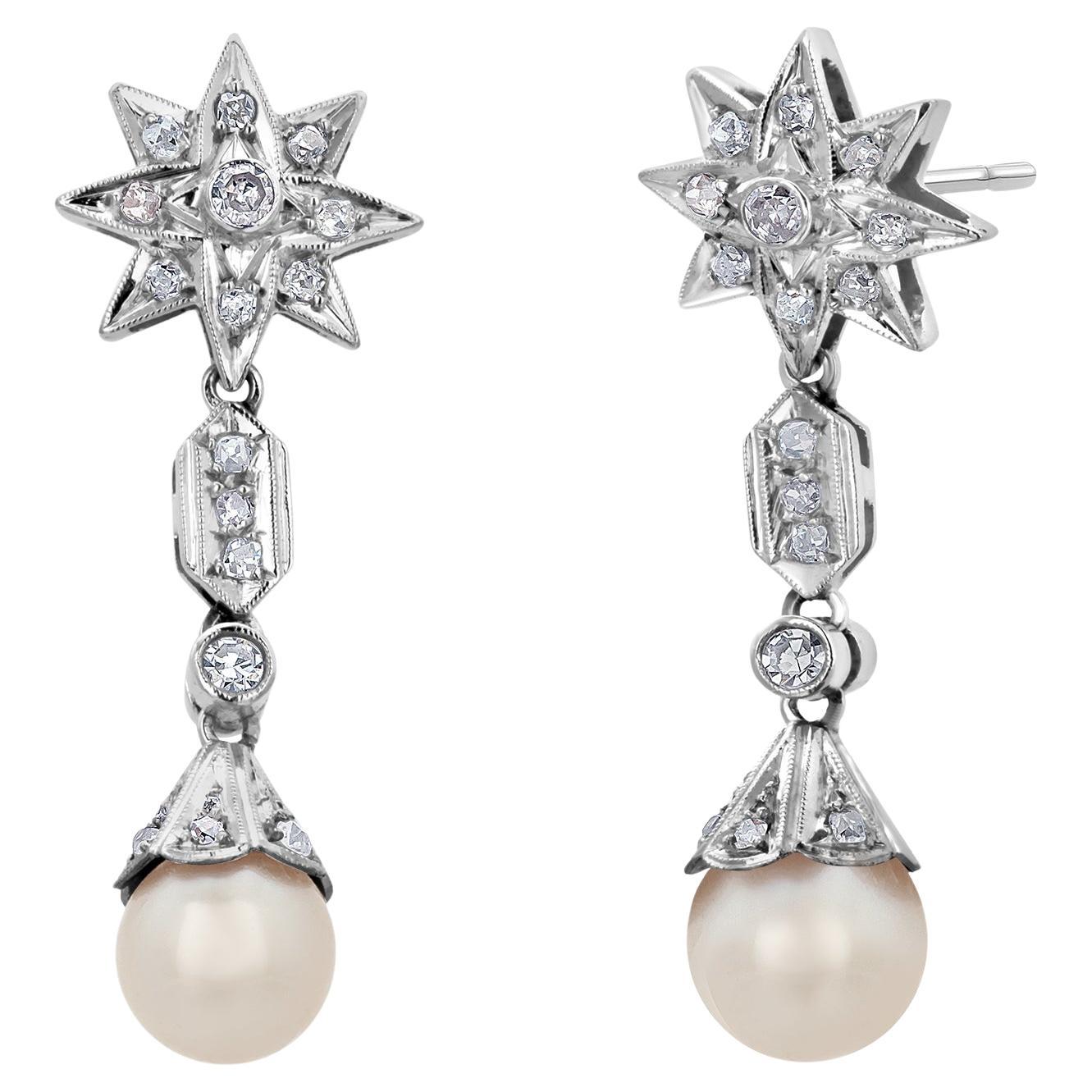 Platin  Ohrringe aus der viktorianischen Ära mit Diamanten und Perlen mit Schraubverschlüssen im Angebot