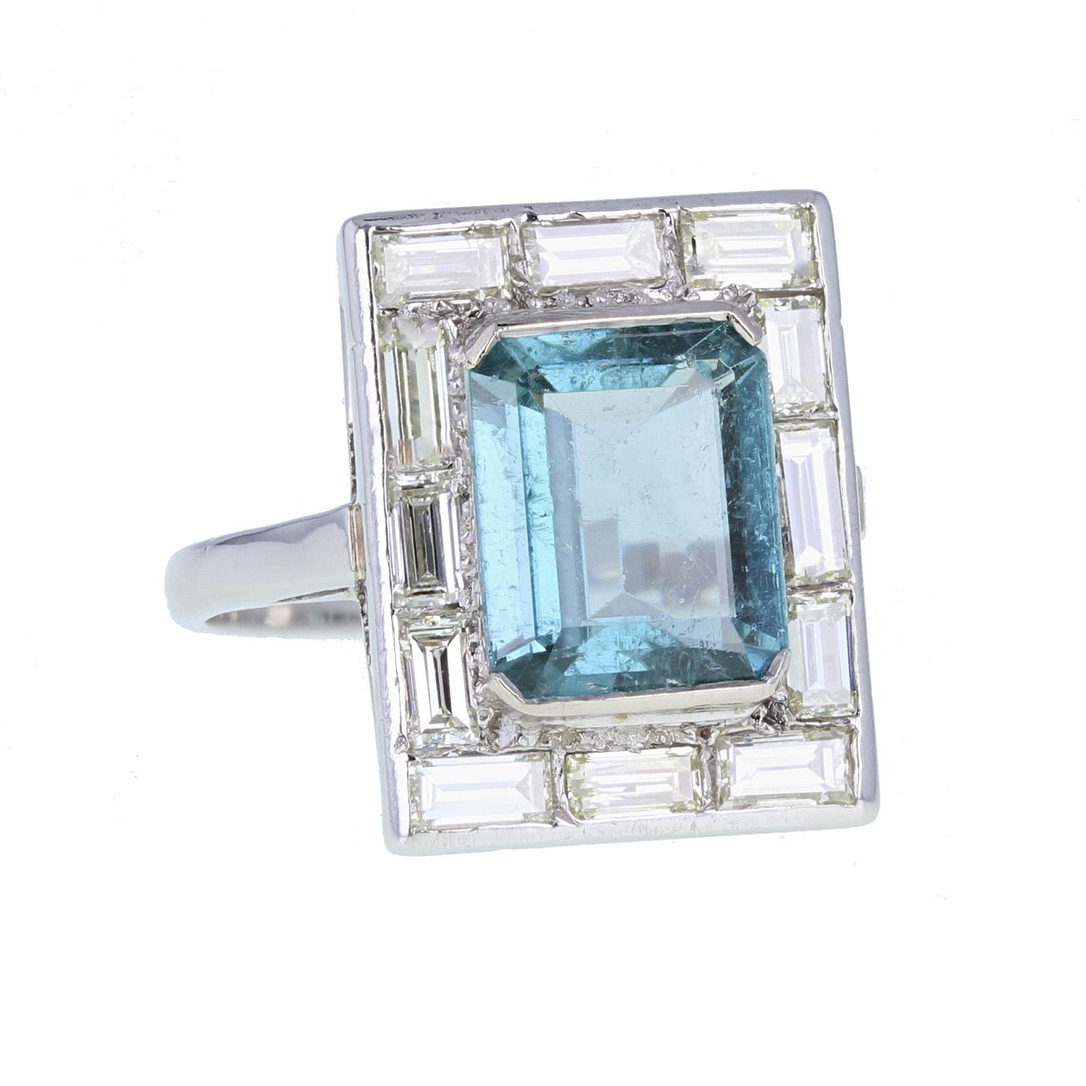 Modern Platinum Vintage Aquamarine Diamond Cocktail Ring For Sale
