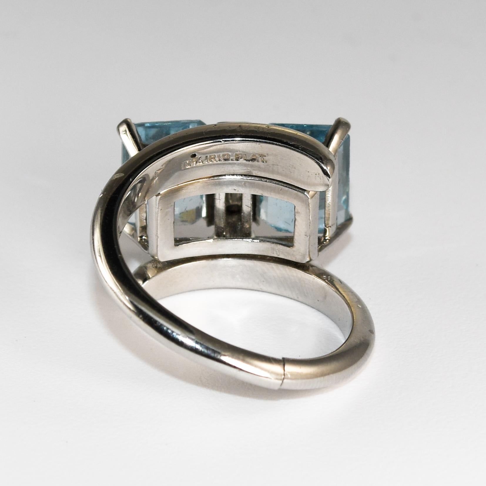 Anillo vintage de platino con aguamarina y diamantes en Excelente estado para la venta en Laguna Beach, CA