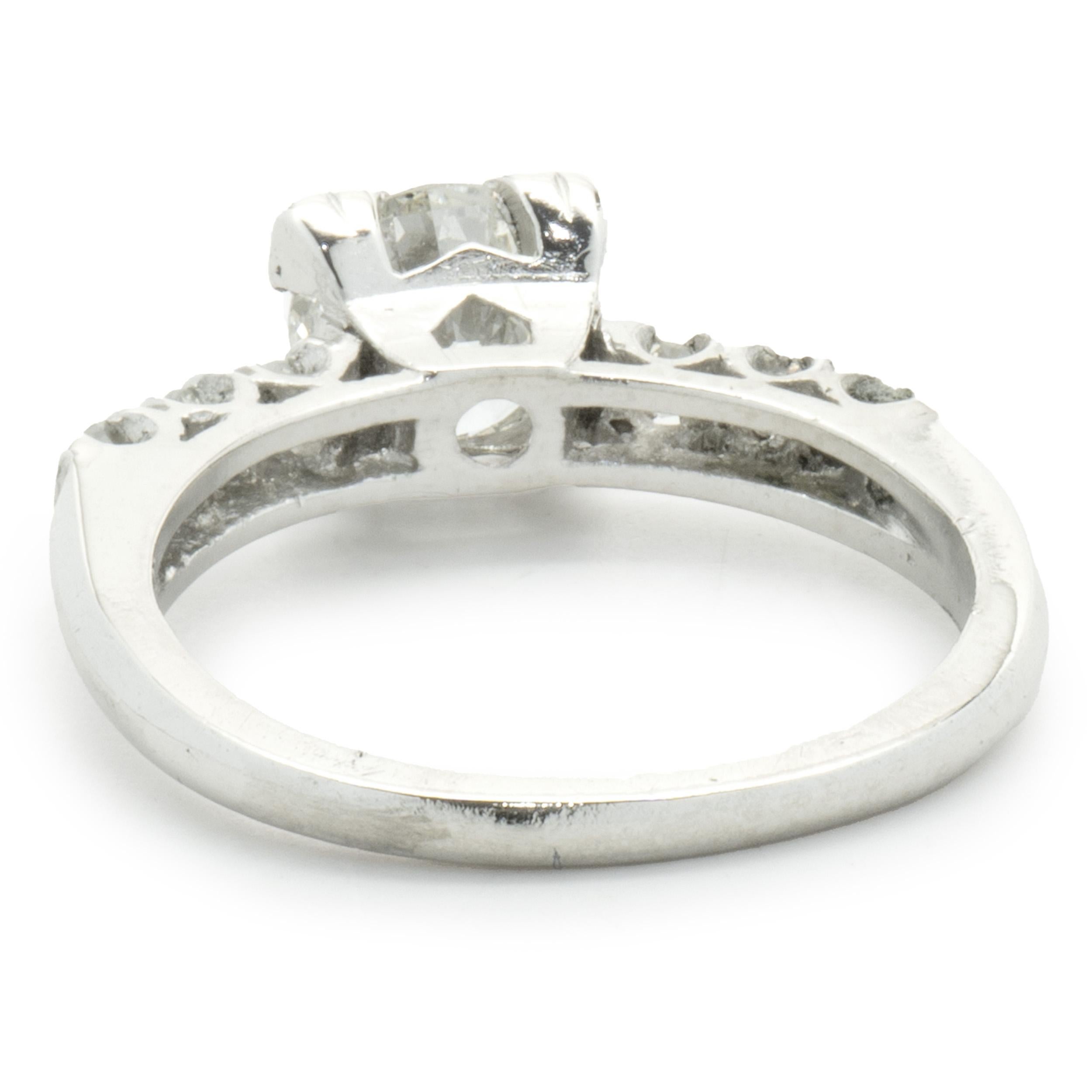 Round Cut Platinum Vintage Art Deco Diamond Engagement Ring For Sale