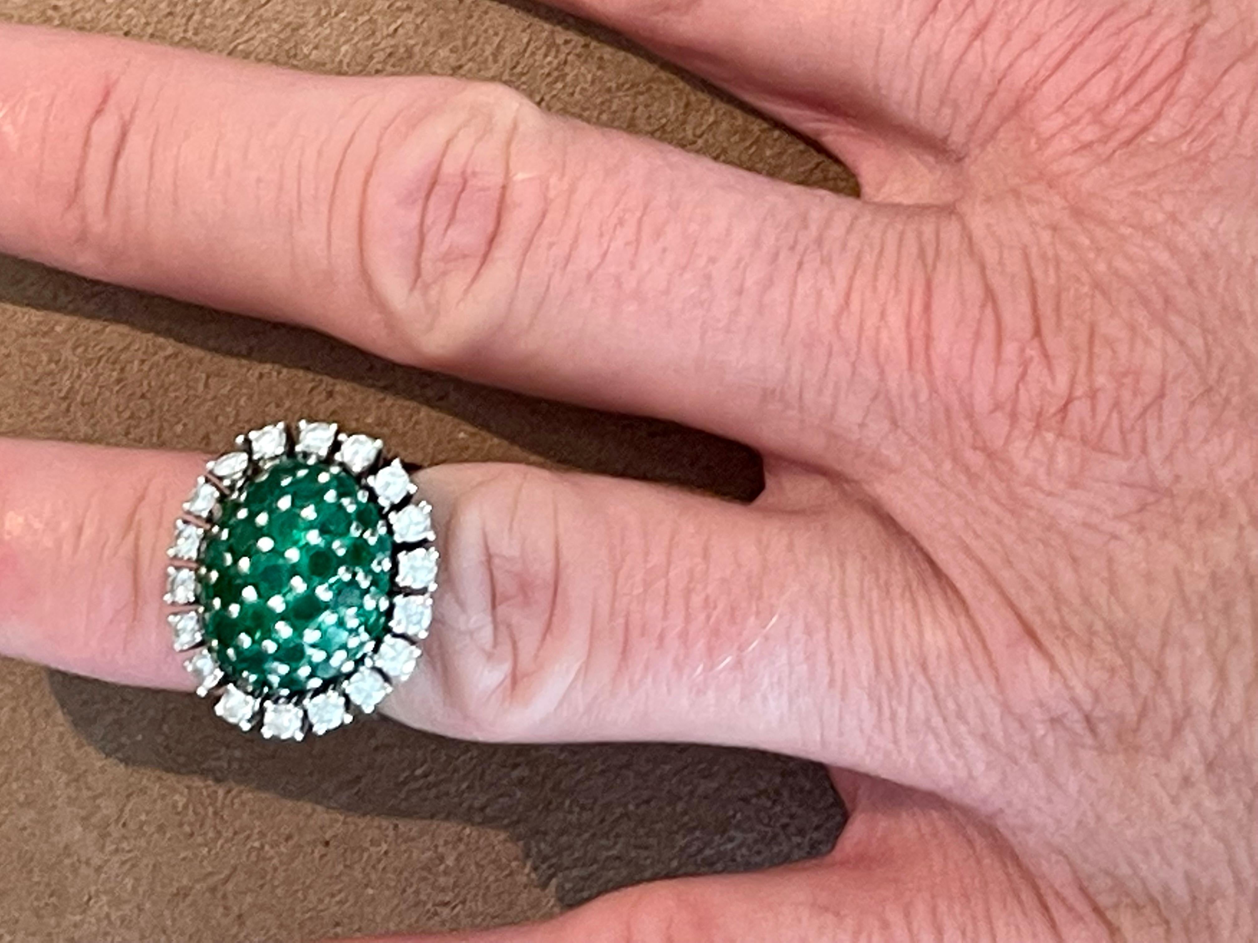 Platinum Vintage Cocktail Ring Diamonds Emeralds In Good Condition For Sale In Zurich, Zollstrasse