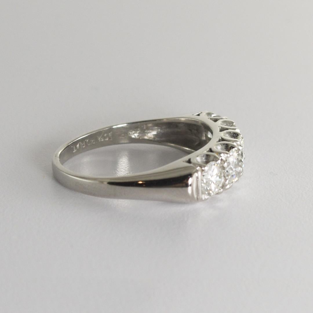 Round Cut Platinum Vintage Diamond Ring 1.20ct For Sale