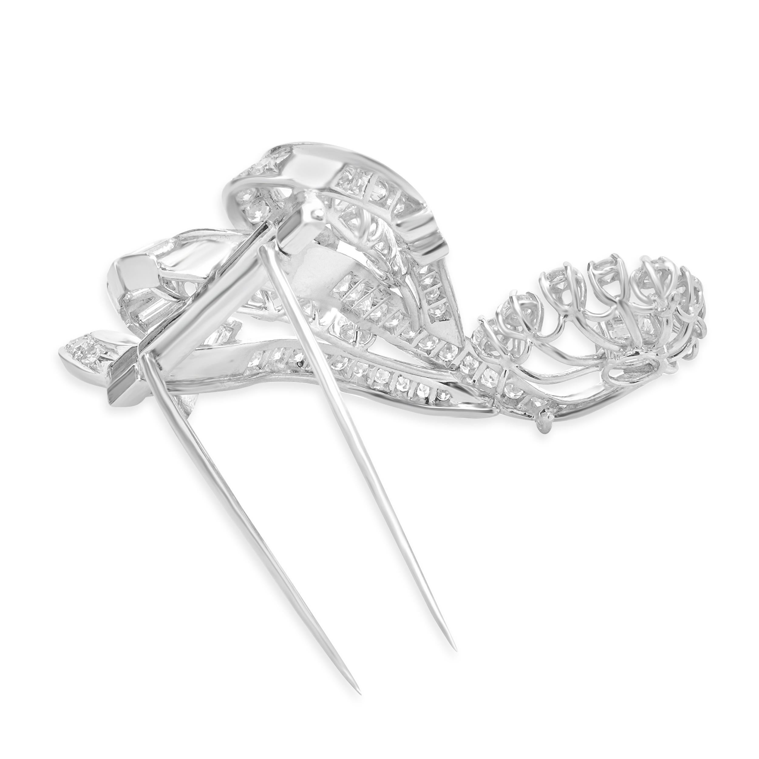 Round Cut Platinum Vintage Diamond Spray Pin For Sale