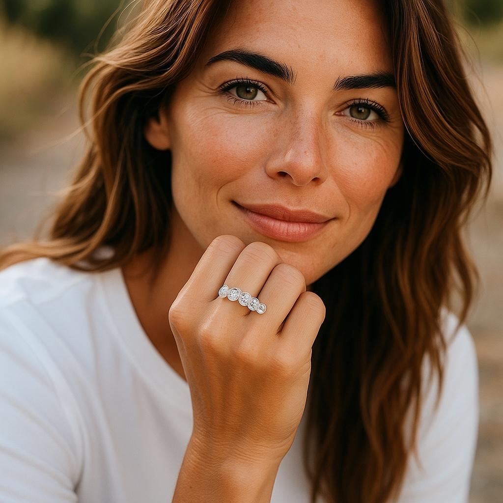 Contemporary Platinum Vintage Five Graduated Diamond Scalloped Edge 0.30 Carat Ring Size 6 For Sale