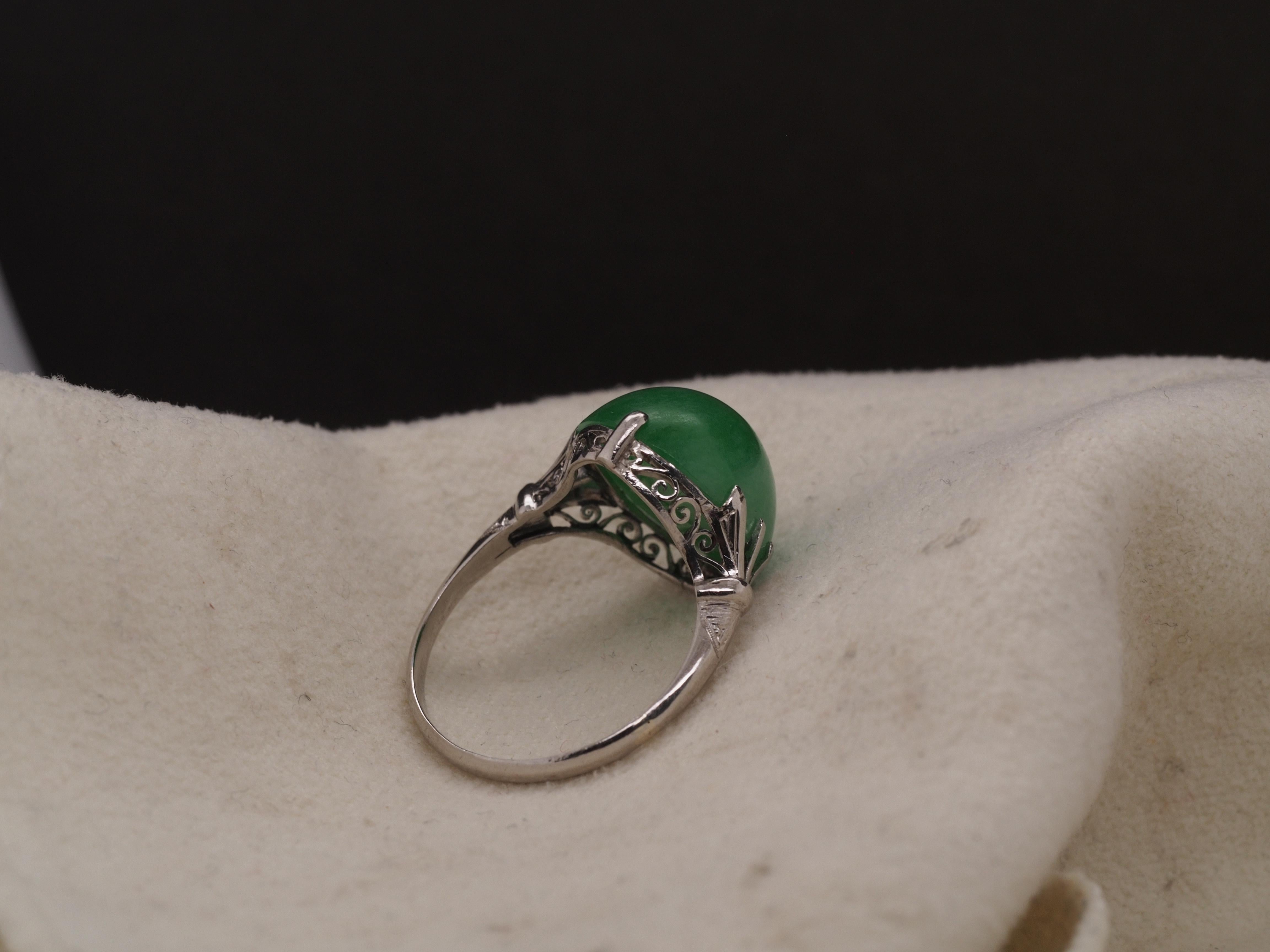 Women's Platinum Vintage Jade Ring with Ornate Open Work For Sale